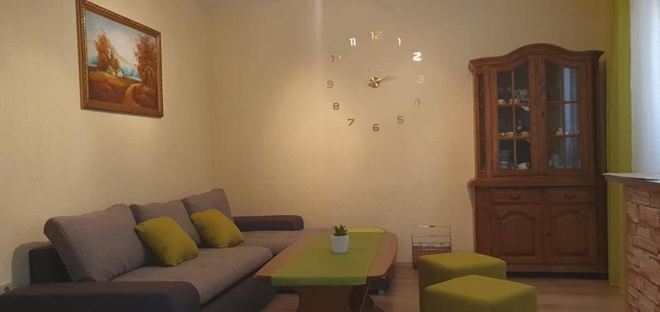 Apartments New Charming เซนญ์ ภายนอก รูปภาพ