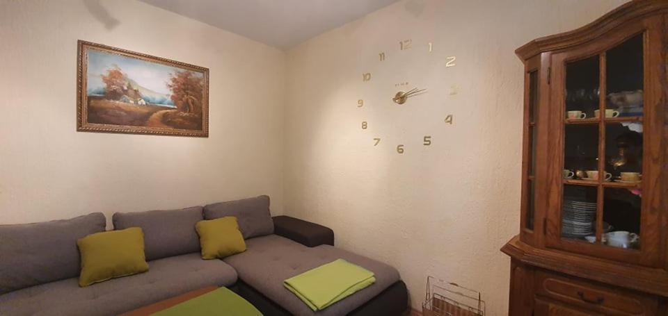 Apartments New Charming เซนญ์ ภายนอก รูปภาพ